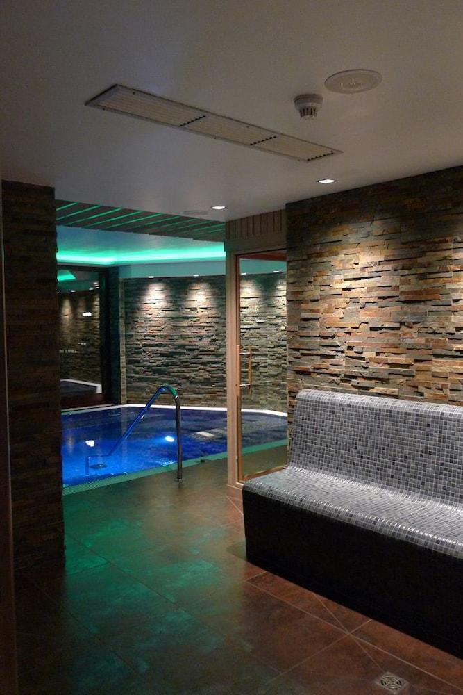 Hotel & Spa Niunit エル・セラー エクステリア 写真