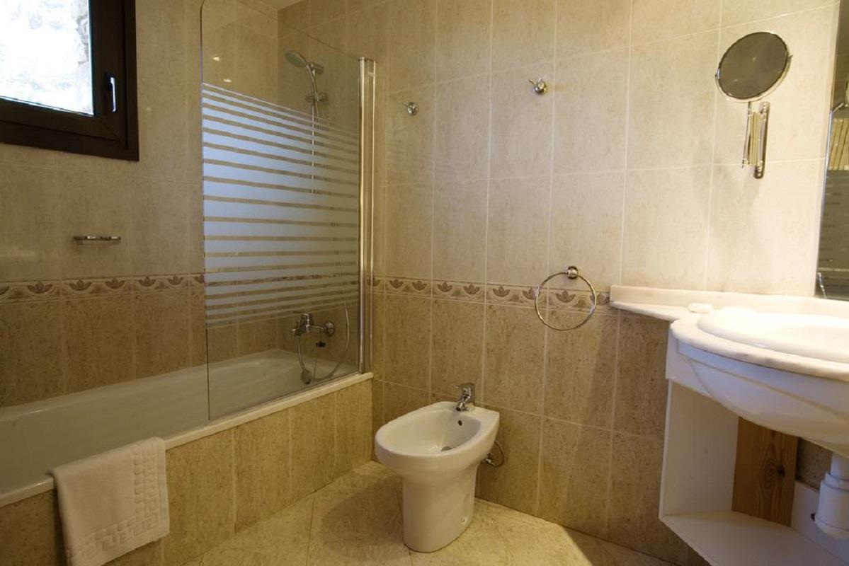 Hotel & Spa Niunit エル・セラー エクステリア 写真