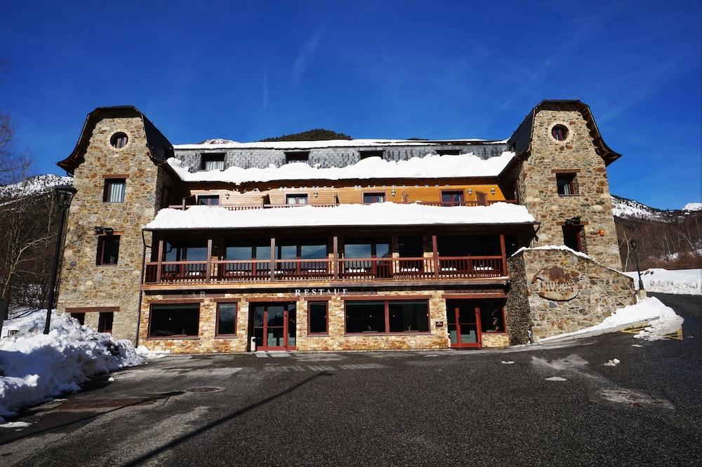 Hotel & Spa Niunit エル・セラー エクステリア 写真